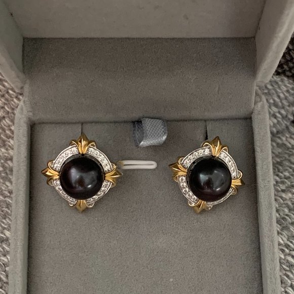 Tahiti Black pearl ear studs - Picture 1 of 8